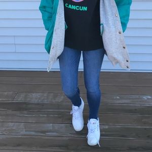 dark blue hollister skinny jeans